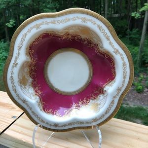 Set of 2 Regina Black Knight Gold Encrusted Bowls Burgundy Gold